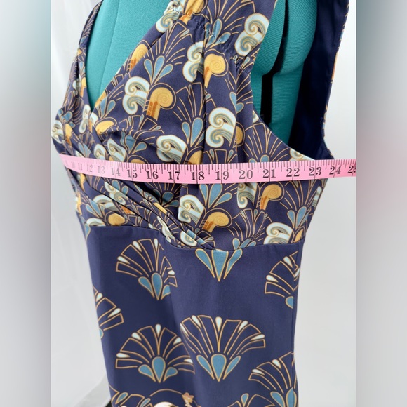 Fantasia Dooney and Bourke Collection Disney Dress Shop Wiggle Dress BNWT - Picture 7 of 7